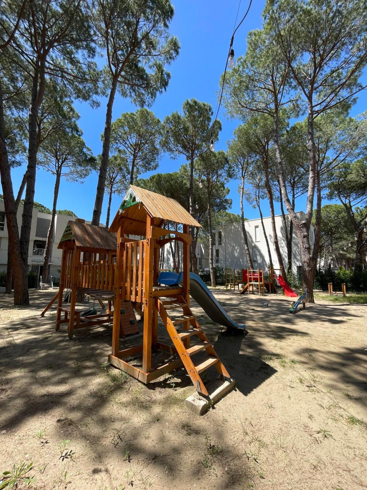 M&E Premium Apartments - San Pietro Durrës Extérieur photo
