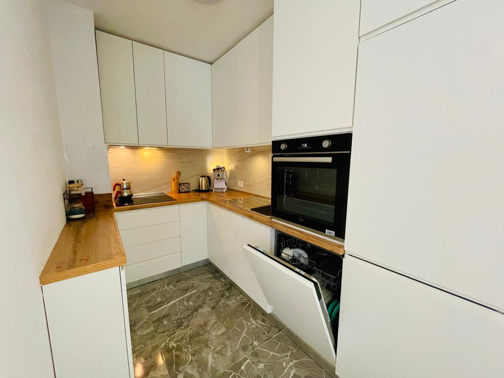 M&E Premium Apartments - San Pietro Durrës Extérieur photo