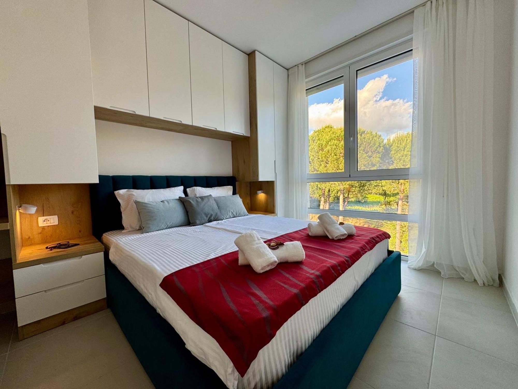 M&E Premium Apartments - San Pietro Durrës Extérieur photo