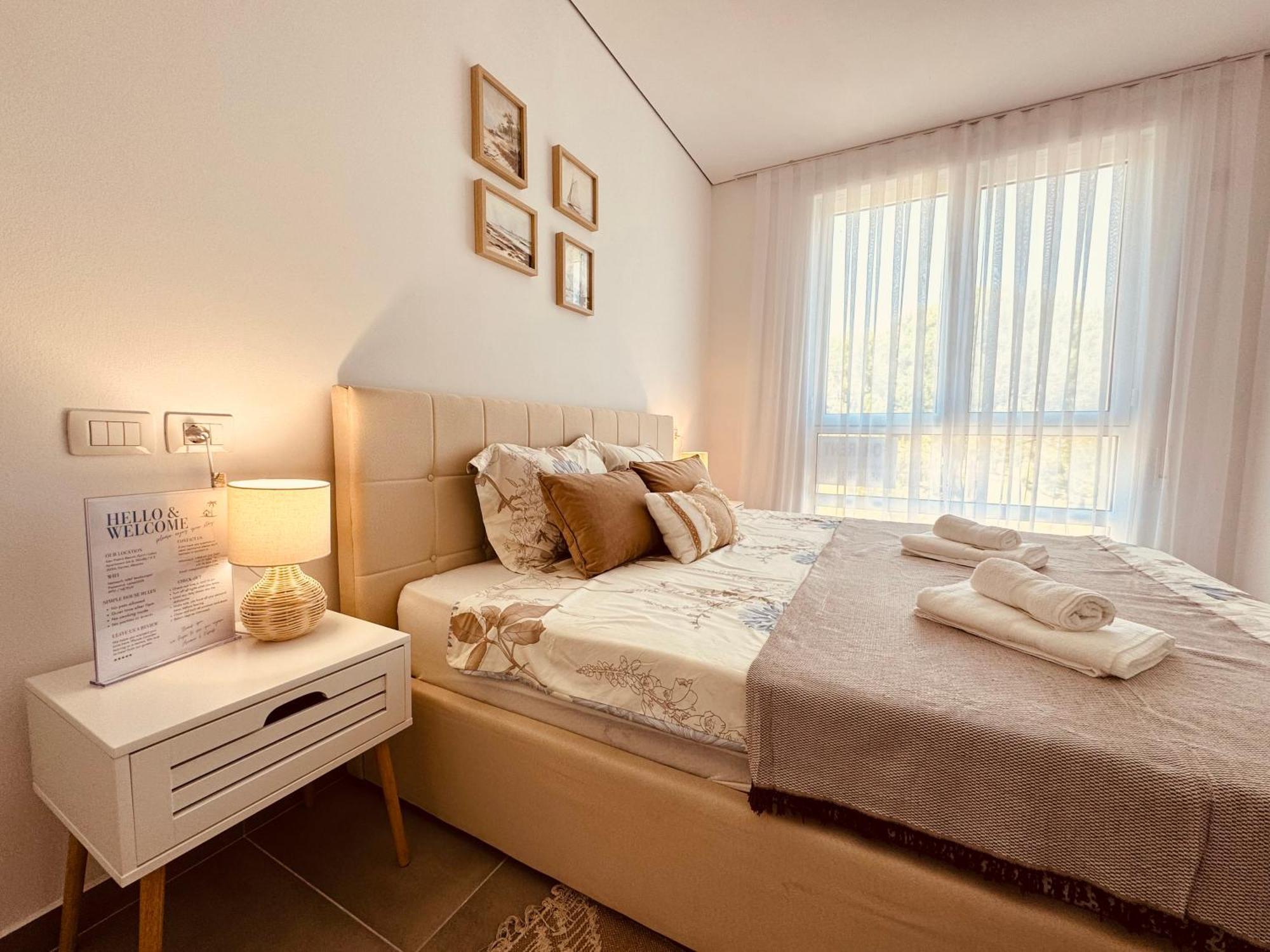 M&E Premium Apartments - San Pietro Durrës Extérieur photo
